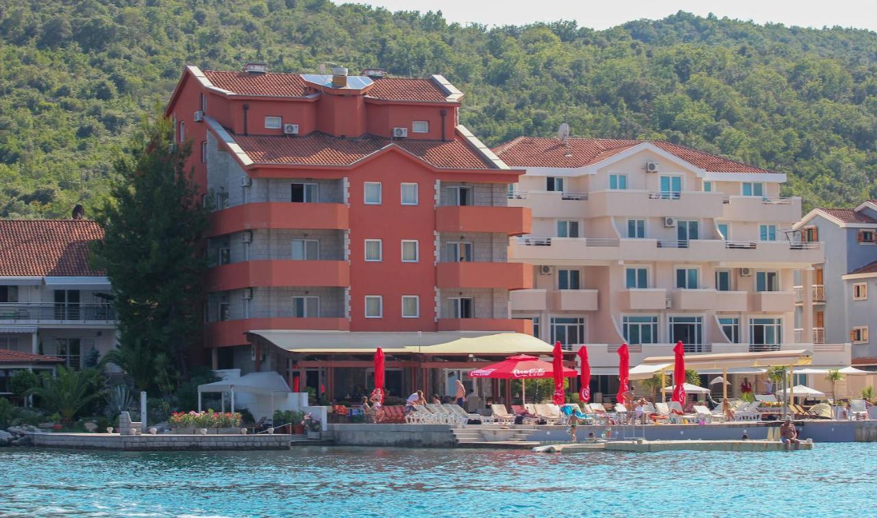 Apart Hotel Samardzic Tivat Dış mekan fotoğraf