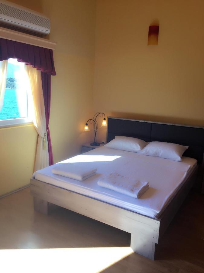 Apart Hotel Samardzic Tivat Dış mekan fotoğraf