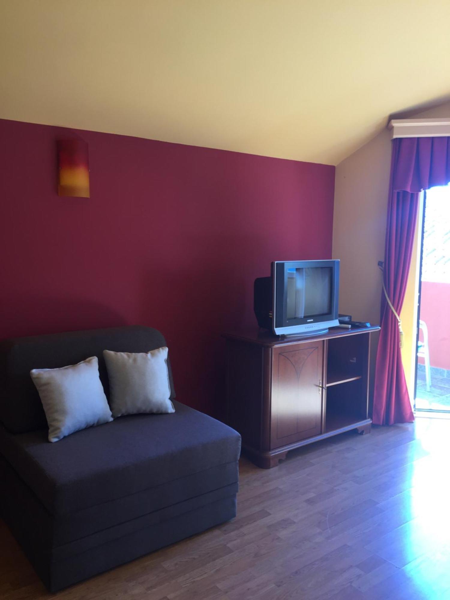 Apart Hotel Samardzic Tivat Dış mekan fotoğraf